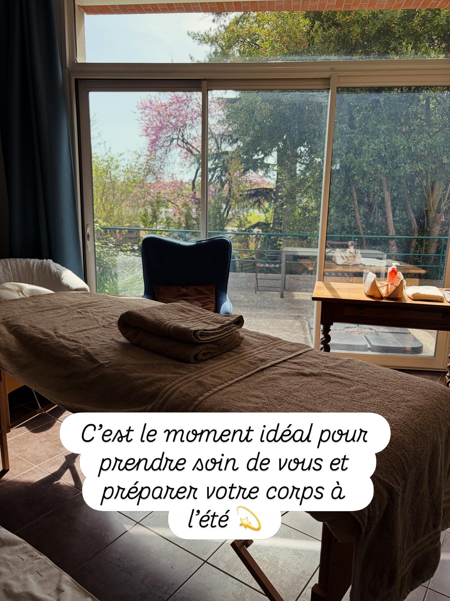 Envie de vous sentir plus léger(ère) avec l’arrivée des beaux jours ? 🌿

Le drainage lymphatique est votre allié de saison : il relance la circulation, réduit la rétention d’eau, affine la silhouette et peut aussi aider à déclencher ou accompagner la perte de poids ✨

Résultat : un corps dégonflé, une sensation de légèreté immédiate et un vrai coup de boost pour se sentir mieux dans sa peau 🌸

C’est le moment idéal pour prendre soin de vous et préparer votre corps à l’été 💫 #drainagelymphatique #drainage #bienêtre
